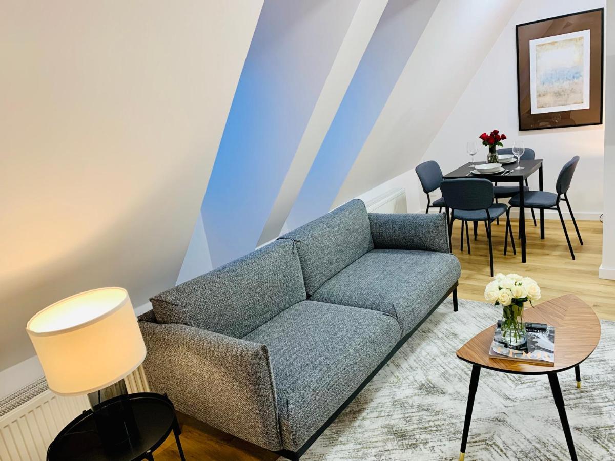 Hotel, Apartament Pod Zlotym Lwem W Samym Centrum Miasta Z Darmowym Parkingiem VII Kłodzko Dış mekan fotoğraf