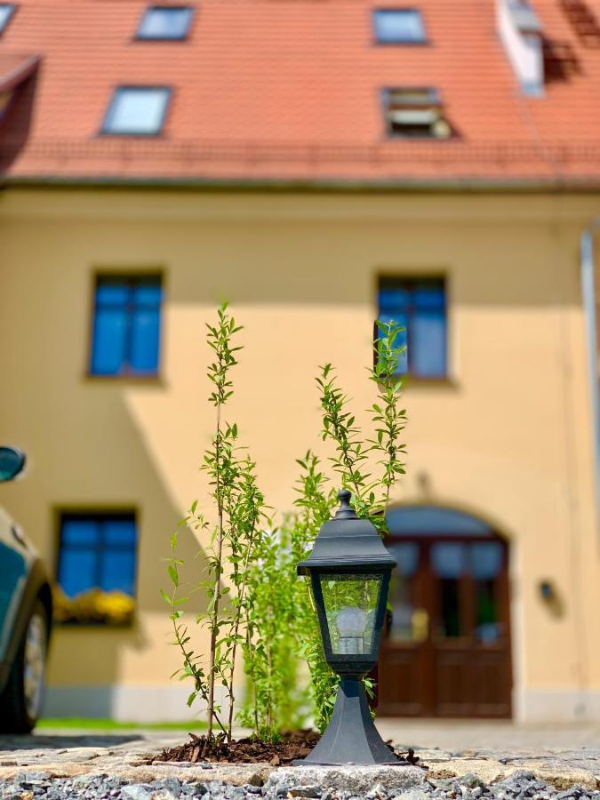 Hotel, Apartament Pod Zlotym Lwem W Samym Centrum Miasta Z Darmowym Parkingiem VII Kłodzko Dış mekan fotoğraf